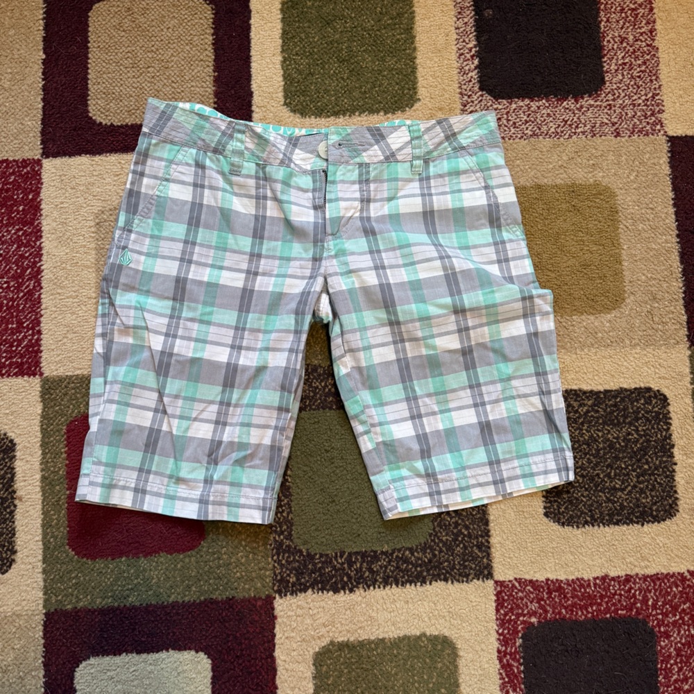 Volcom Junior Bemunda Shorts Size 5